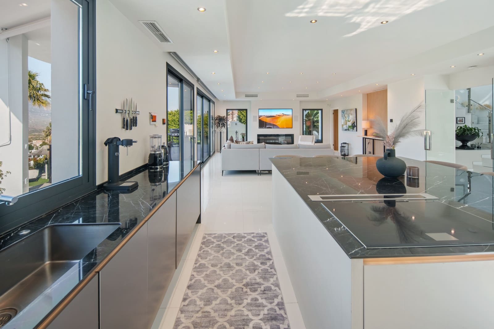 4 chambre Villa/Maison à vendre à Mijas Costa avec piscine garage - 2 395 000 € (Ref: 9755416)