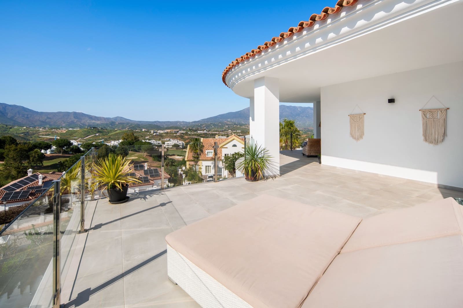 4 chambre Villa/Maison à vendre à Mijas Costa avec piscine garage - 2 395 000 € (Ref: 9755416)