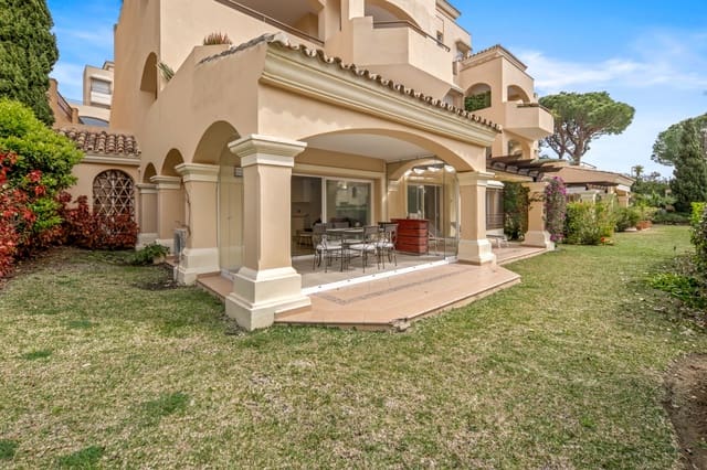 3 makuuhuone Huoneisto myytävänä paikassa Santa María, Marbella mukana uima-altaan 
autotalli - 649 000 € (Ref: 9772794)