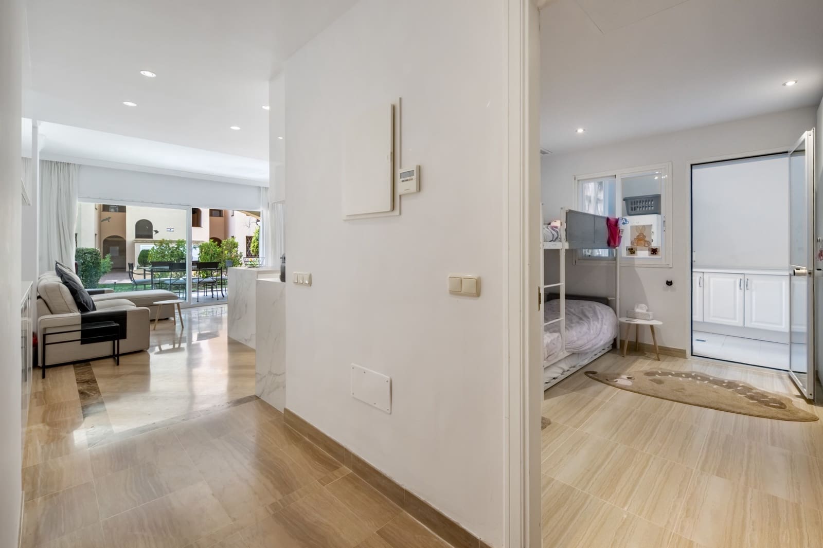 3 chambre Appartement à vendre à Marbella avec piscine garage - 649 000 € (Ref: 9772794)