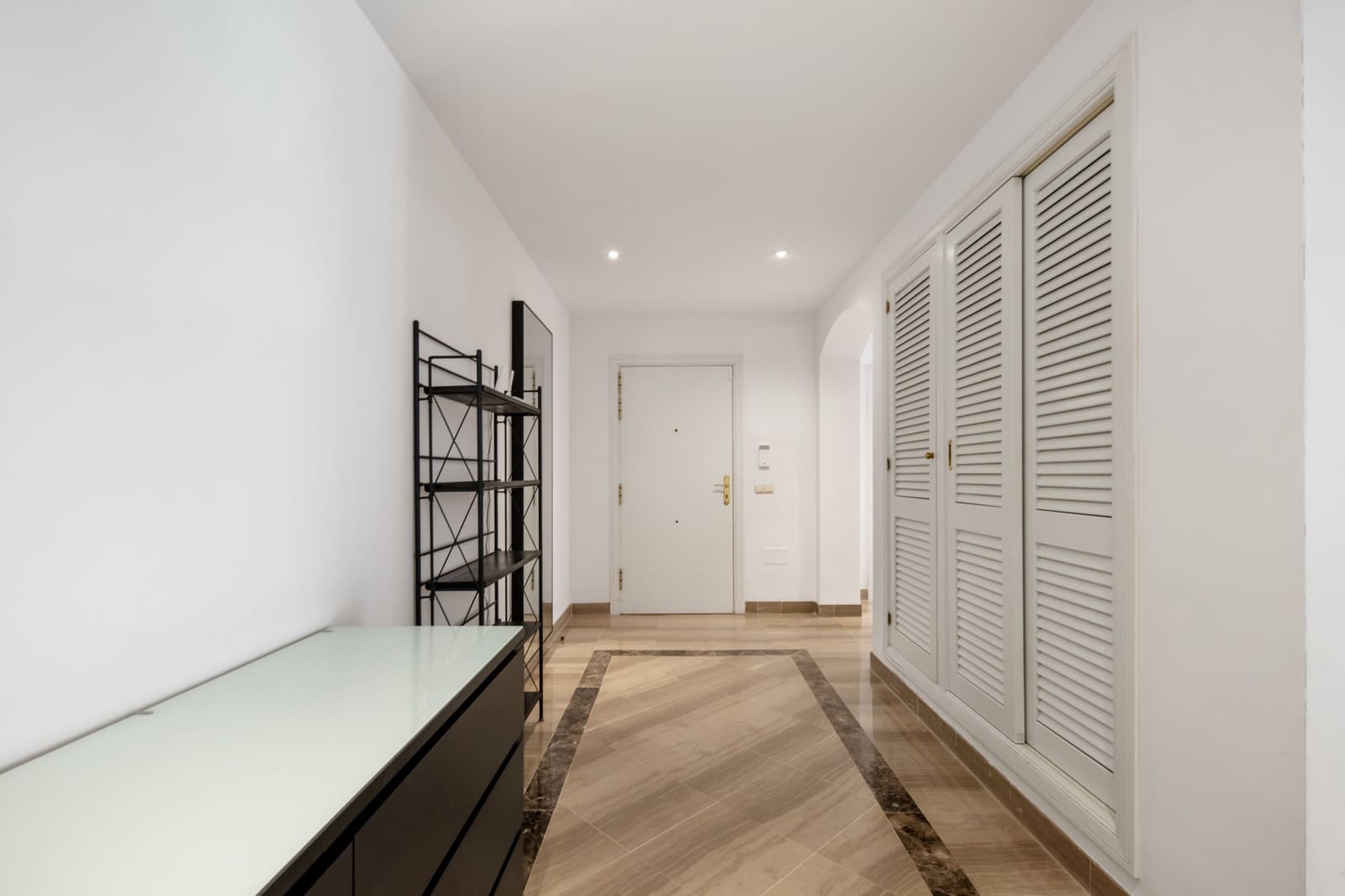 3 chambre Appartement à vendre à Marbella avec piscine garage - 649 000 € (Ref: 9772794)
