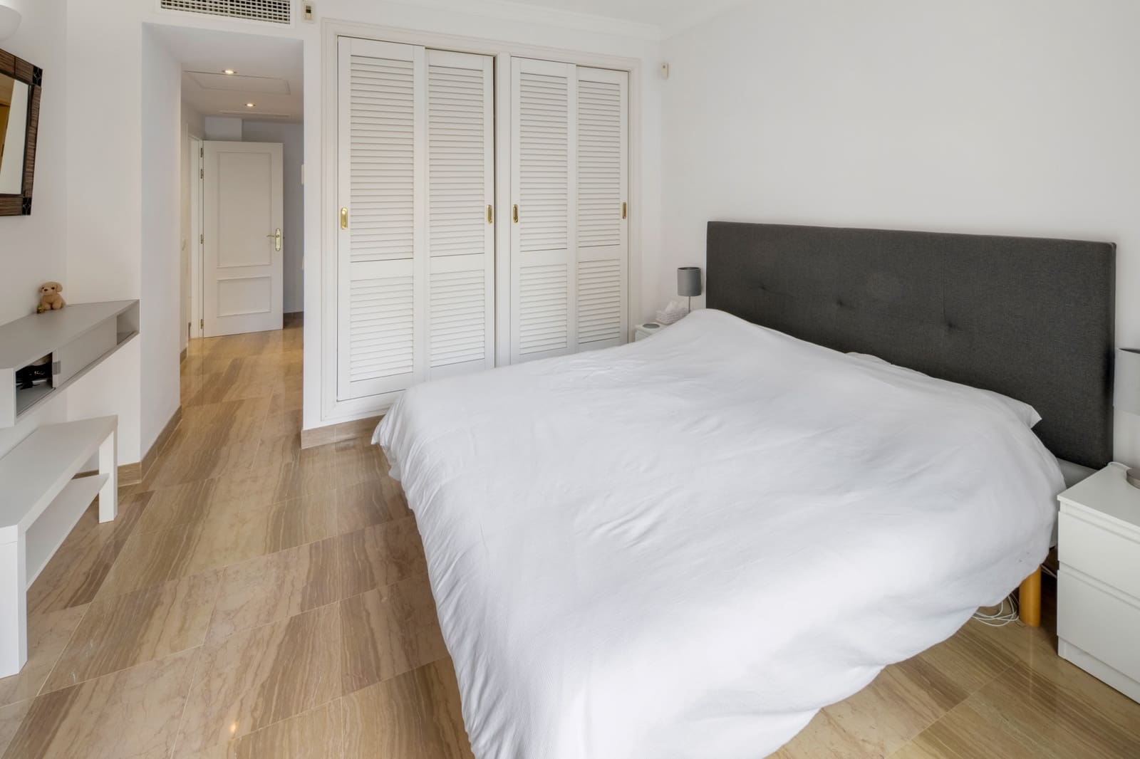 3 chambre Appartement à vendre à Marbella avec piscine garage - 649 000 € (Ref: 9772794)