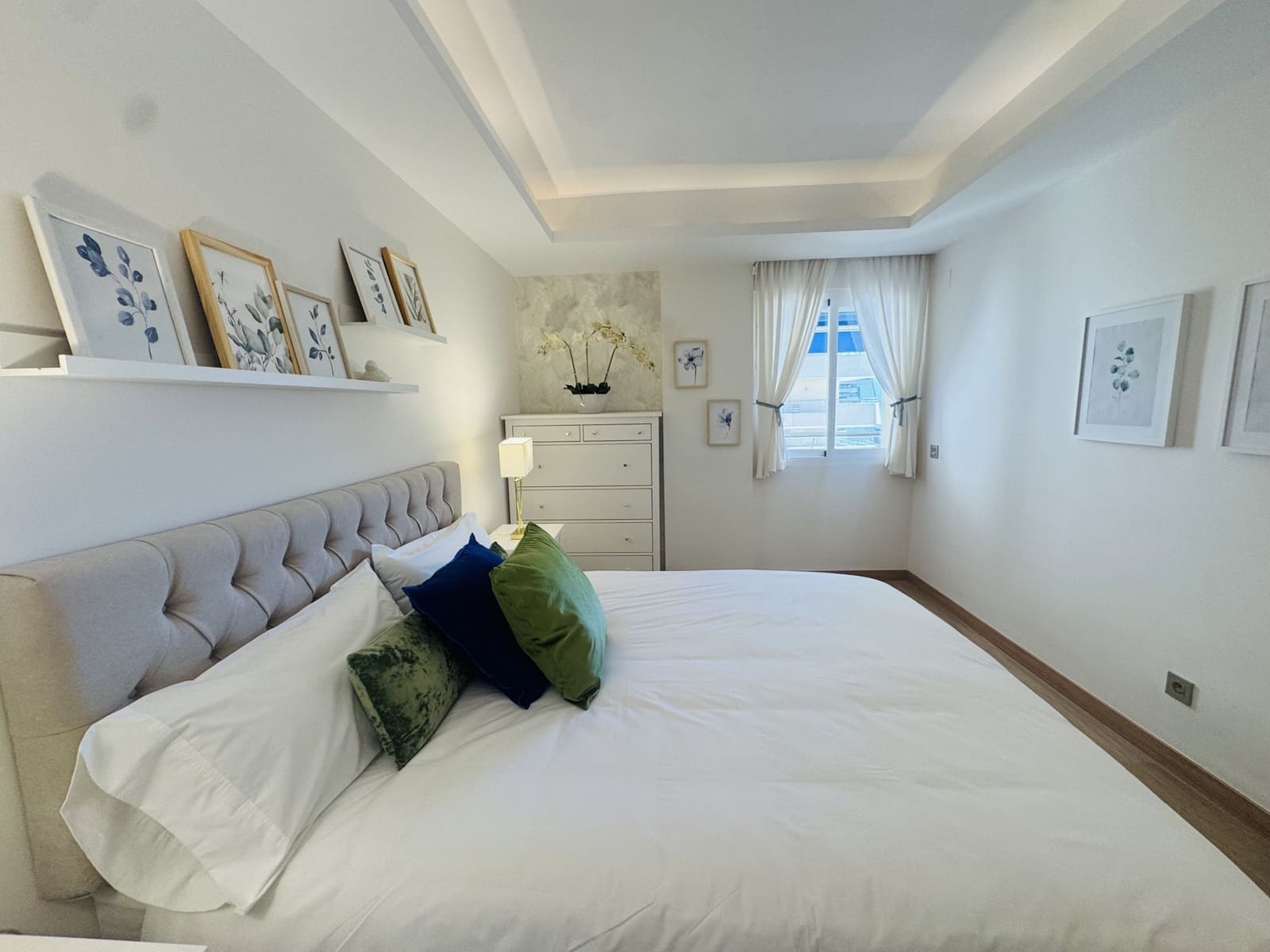 1 slaapkamer Appartement te huur in Puerto Banus met zwembad garage - € 1.900 (Ref: 9772797)