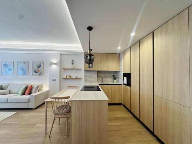 1 slaapkamer Appartement te huur in Puerto Banus, Marbella met zwembad garage - € 1.900 (Ref: 9772797)