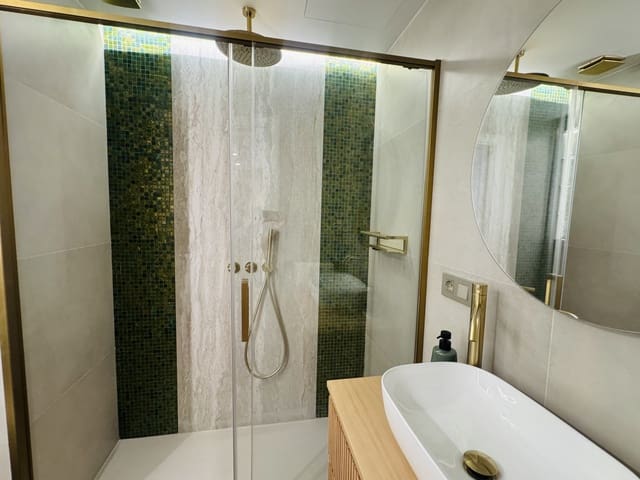 1 slaapkamer Appartement te huur in Puerto Banus, Marbella met zwembad garage - € 1.900 (Ref: 9772797)