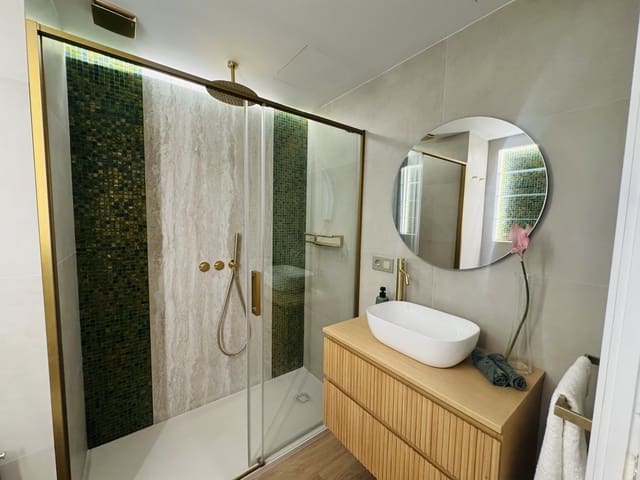 1 slaapkamer Appartement te huur in Puerto Banus, Marbella met zwembad garage - € 1.900 (Ref: 9772797)