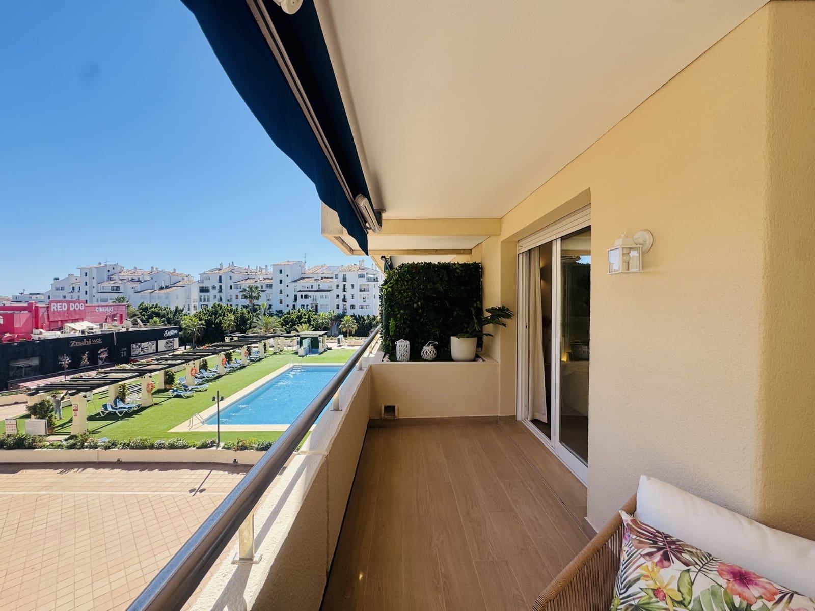 1 slaapkamer Appartement te huur in Puerto Banus met zwembad garage - € 1.900 (Ref: 9772797)