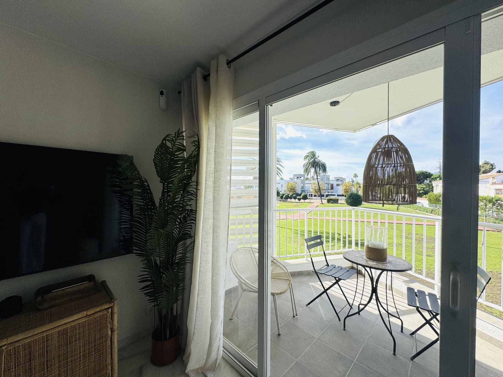 2 Zimmer Apartment zu vermieten in San Pedro de Alcantara mit Garage - 2.000 € (Ref: 9790777)