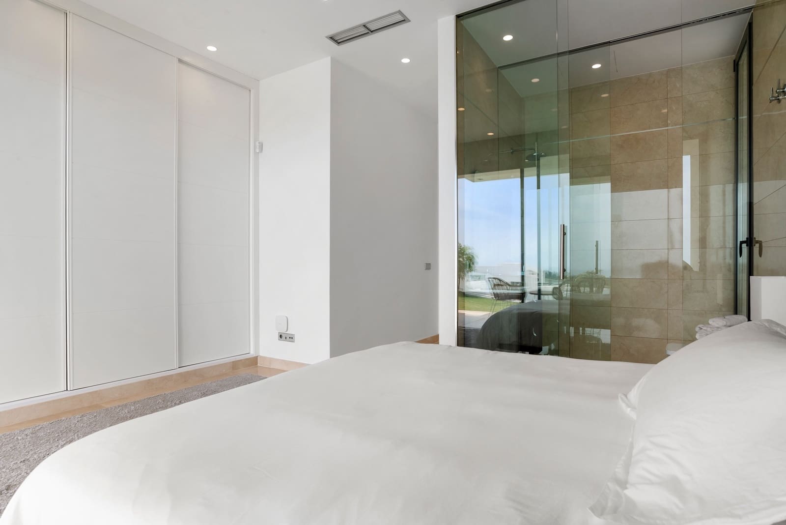 Chalet de 5 habitaciones en Benahavís en venta con piscina - 3.950.000 € (Ref: 9833386)