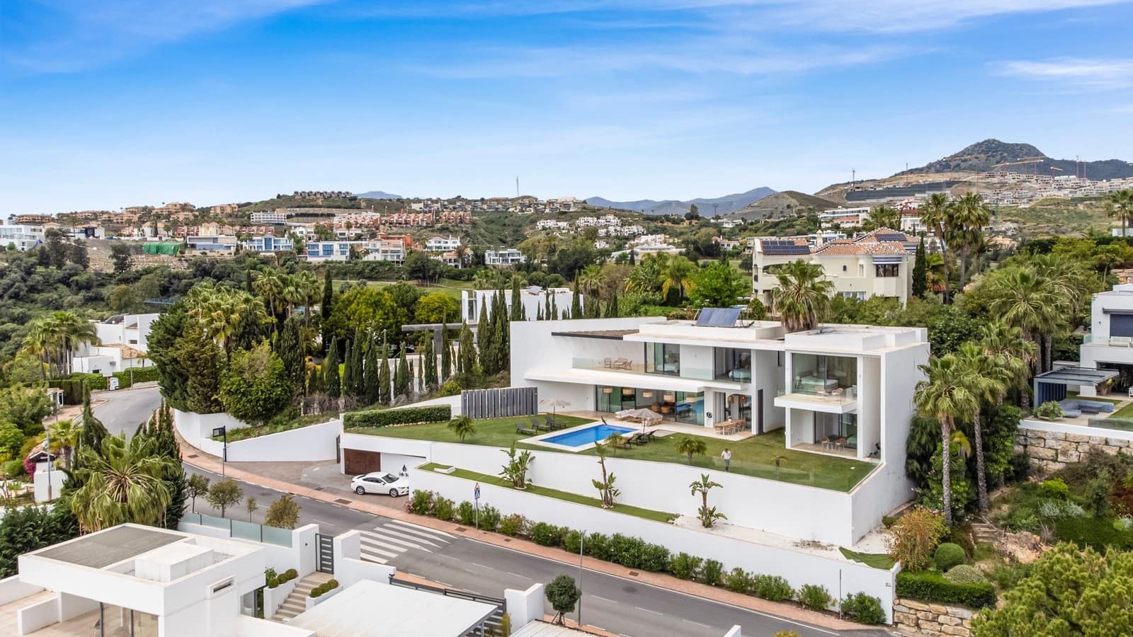 Chalet de 5 habitaciones en Benahavís en venta con piscina - 3.950.000 € (Ref: 9833386)