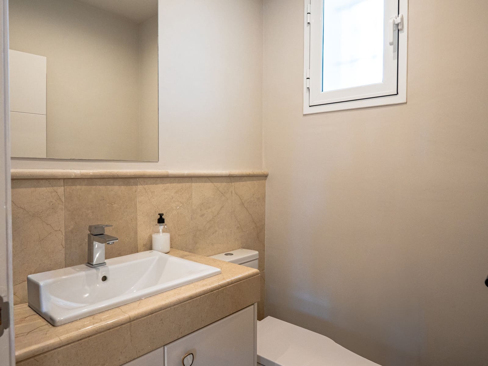 6 quarto Moradia para venda em Nueva Andalucia com piscina garagem - 4 250 000 € (Ref: 9845099)