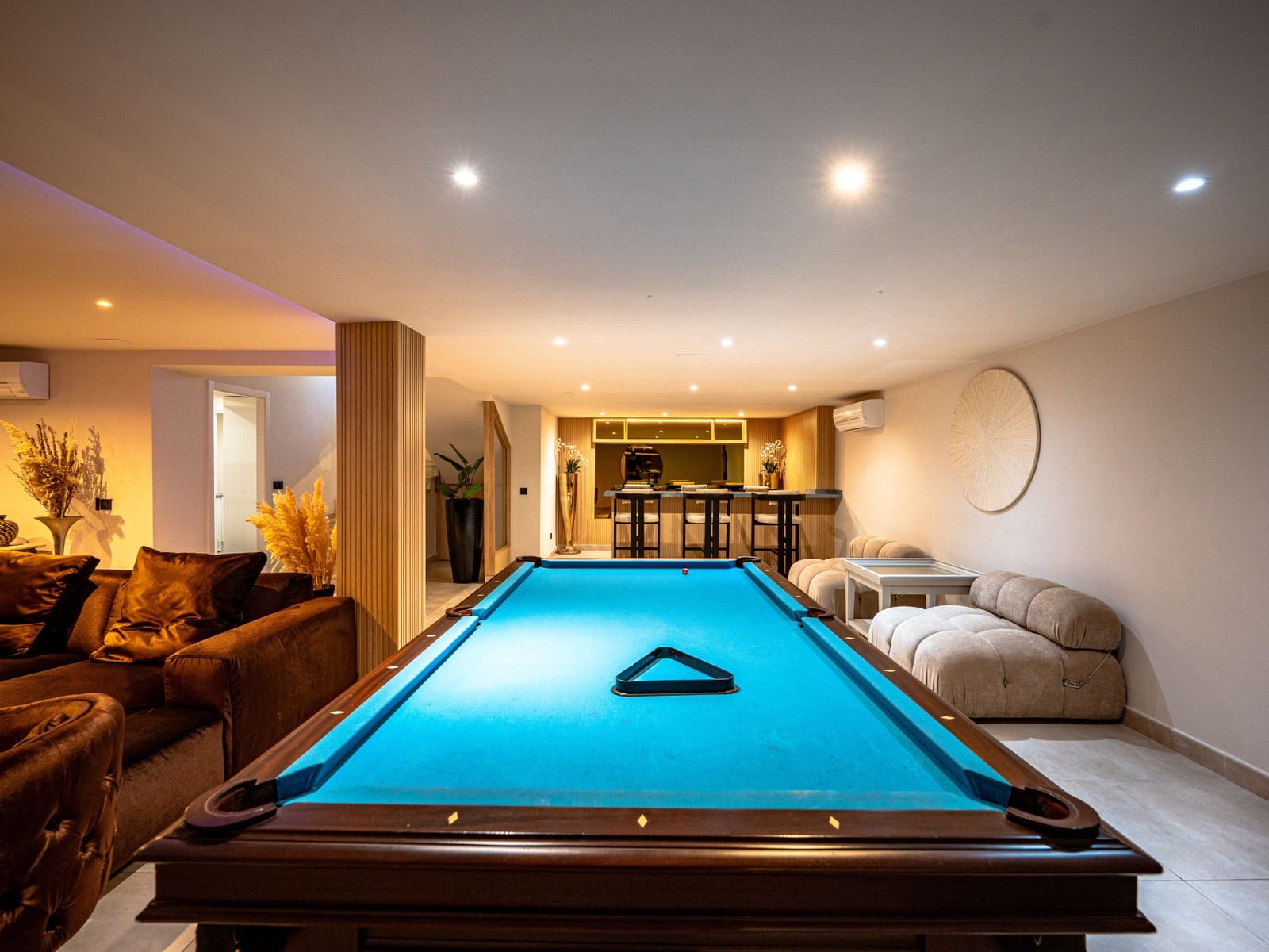 6 quarto Moradia para venda em Nueva Andalucia com piscina garagem - 4 250 000 € (Ref: 9845099)