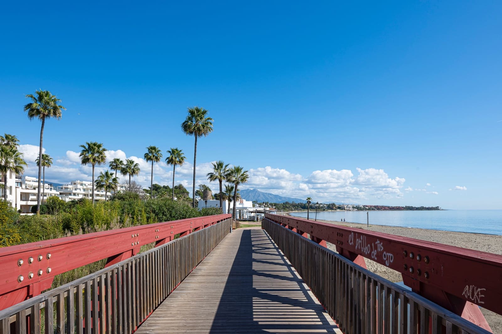 3 bedroom Penthouse for sale in Estepona with pool garage - € 2,695,000 (Ref: 9866707)