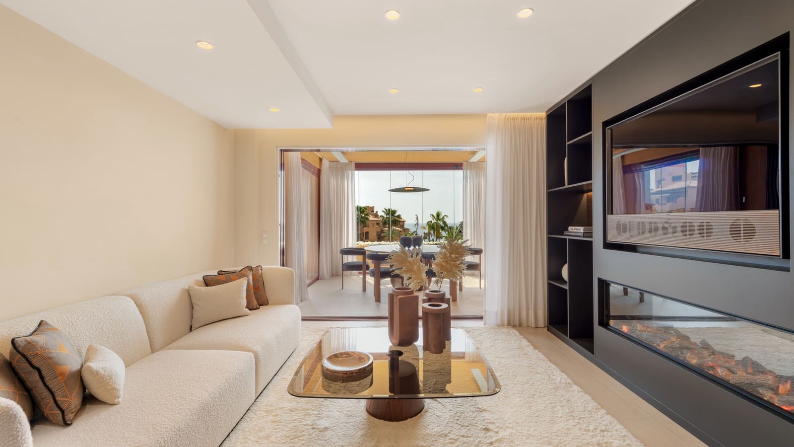 3 chambre Appartement à vendre à Estepona avec piscine garage - 2 395 000 € (Ref: 9868309)