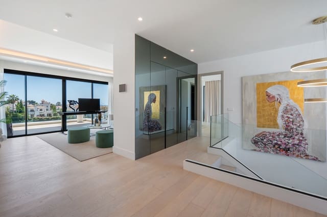 6 soverom Villa til salgs i La Concha - Resina Golf, Estepona med svømmebasseng garasje - € 4 500 000 (Ref: 9873058)