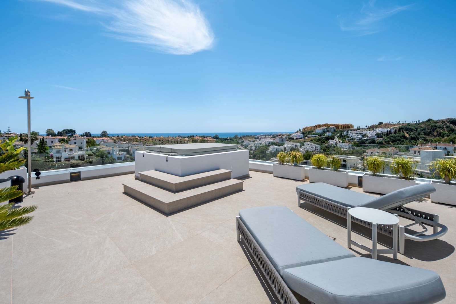 6 soverom Villa til salgs i Estepona med svømmebasseng garasje - € 4 500 000 (Ref: 9873058)