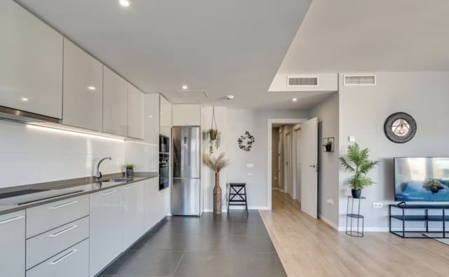 3 soveværelse Lejlighed til salg i Nueva Andalucía Centro, Marbella med swimmingpool garage - € 540.000 (Ref: 9889919)