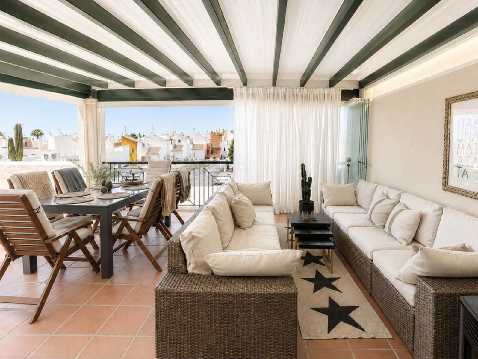 2 soveværelse Penthouse til salg i Nueva Andalucia med swimmingpool garage - € 530.000 (Ref: 9889920)