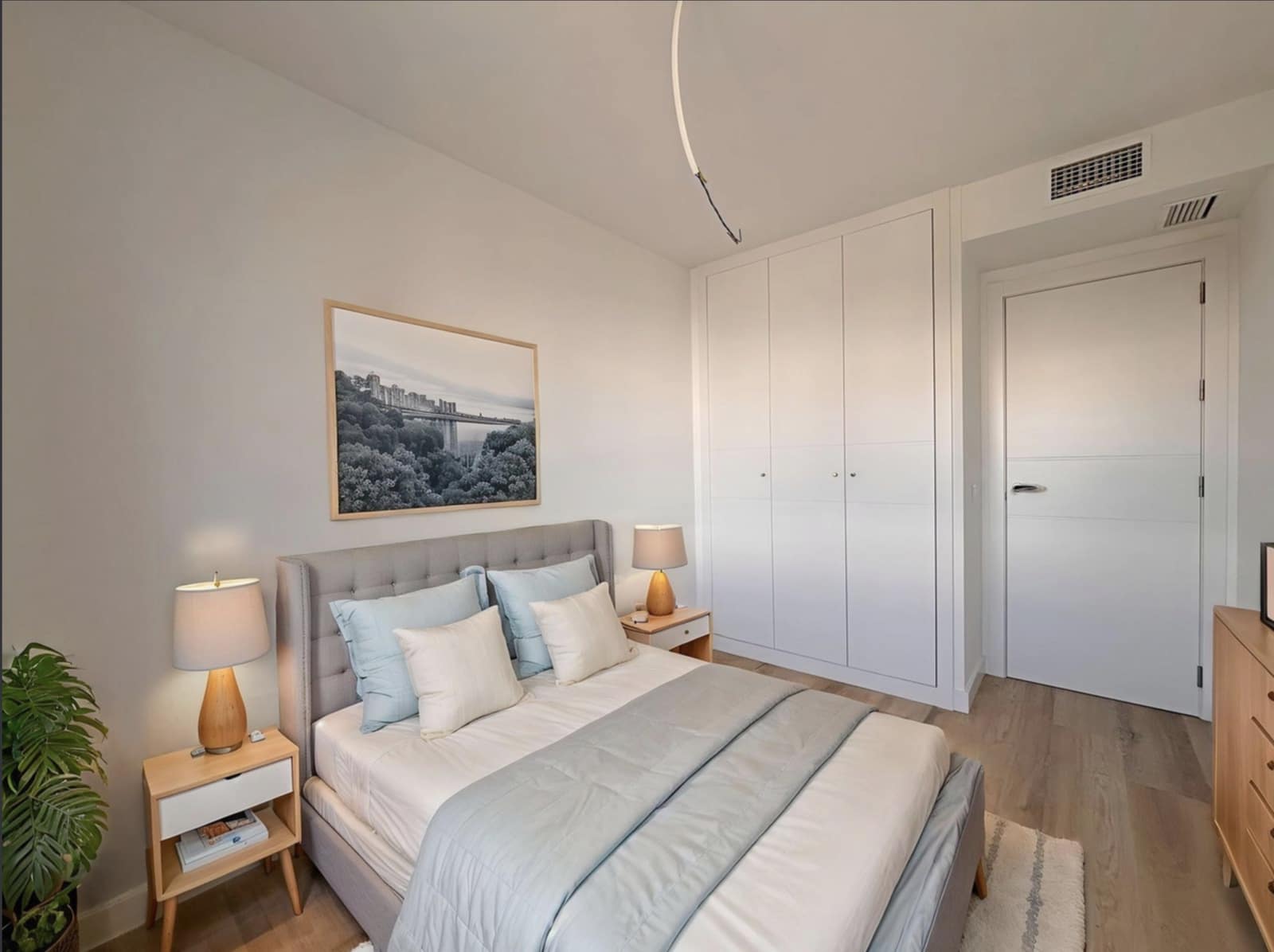 3 sypialnia Apartament na sprzedaż w Nueva Andalucia z basenem garażem - 500 000 € (Ref: 9889922)