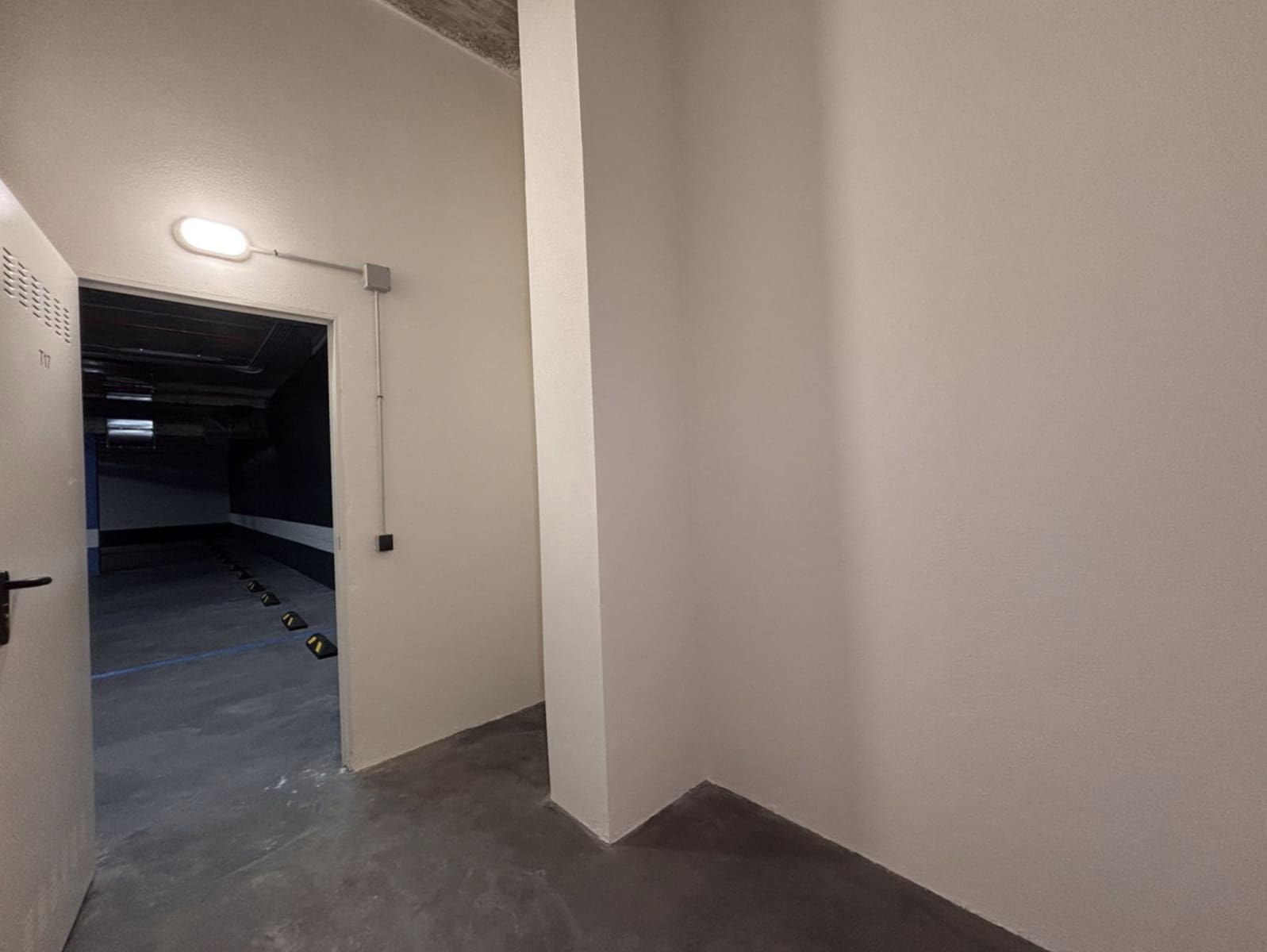 3 sypialnia Apartament na sprzedaż w Nueva Andalucia z basenem garażem - 500 000 € (Ref: 9889922)