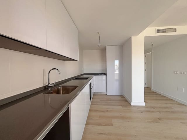 3 soveværelse Lejlighed til salg i Rodeo Alto - Guadaiza - La Campana, Marbella med swimmingpool garage - € 500.000 (Ref: 9889922)