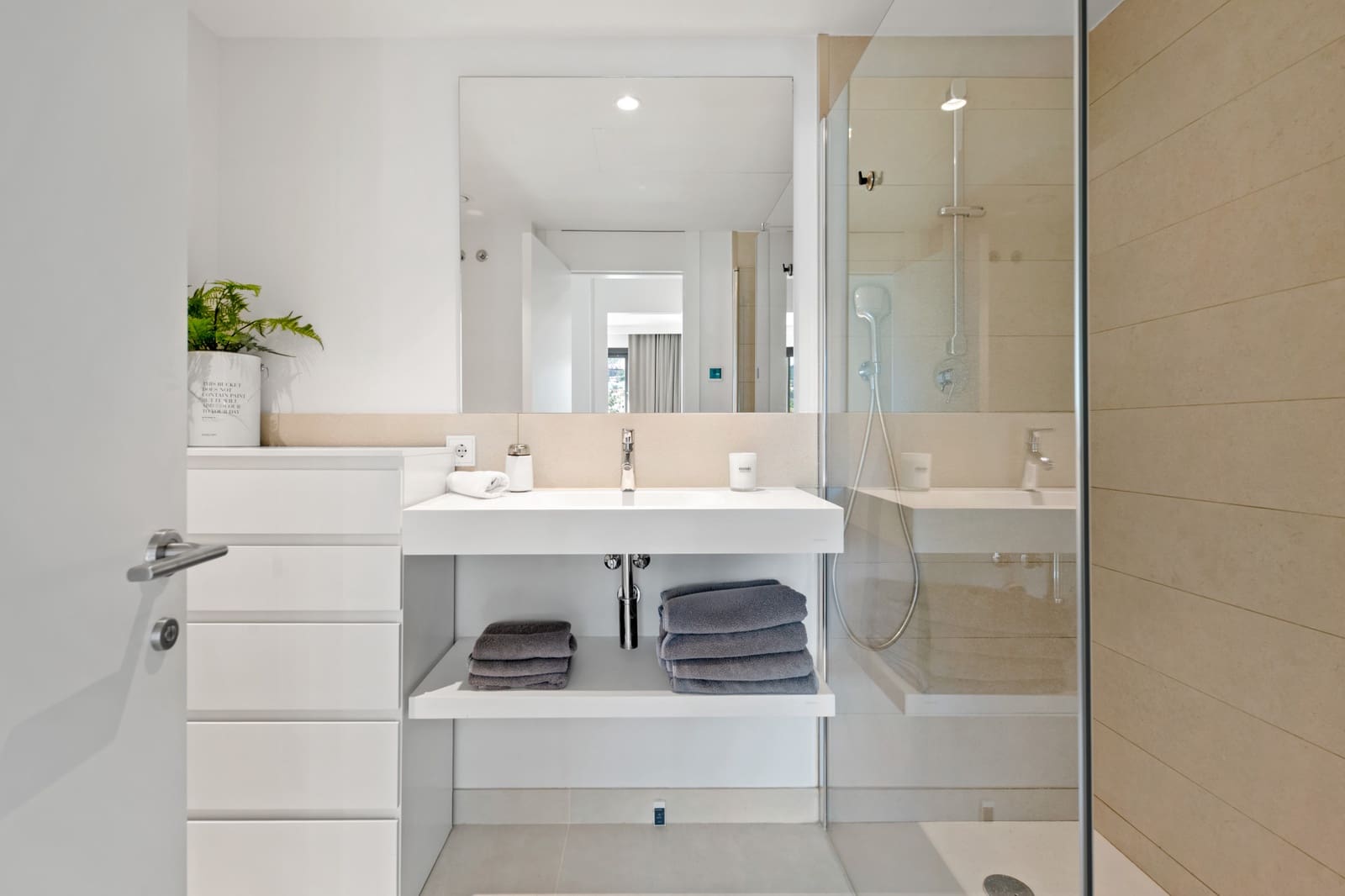 3 sypialnia Apartament na sprzedaż w Fuengirola z basenem garażem - 690 000 € (Ref: 9903876)