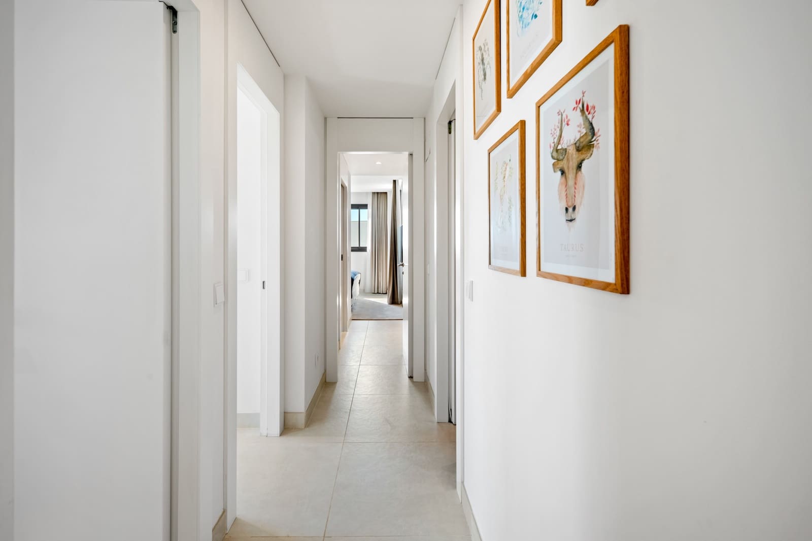 3 sypialnia Apartament na sprzedaż w Fuengirola z basenem garażem - 690 000 € (Ref: 9903876)