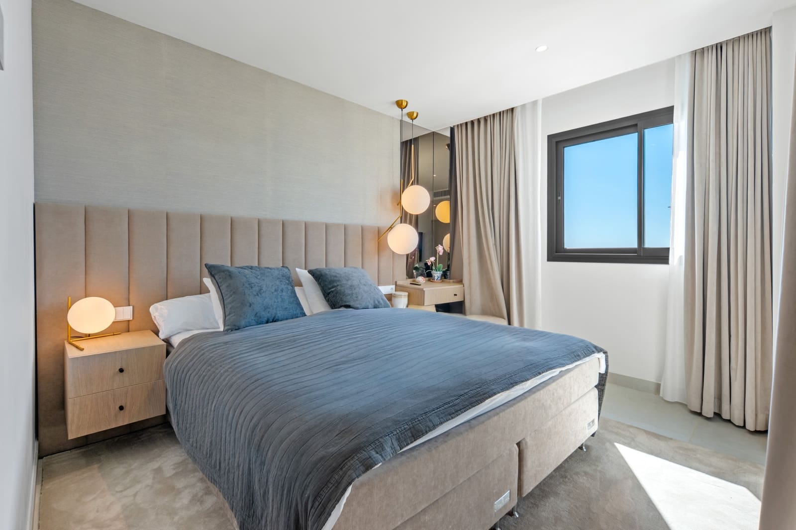 3 sypialnia Apartament na sprzedaż w Fuengirola z basenem garażem - 690 000 € (Ref: 9903876)
