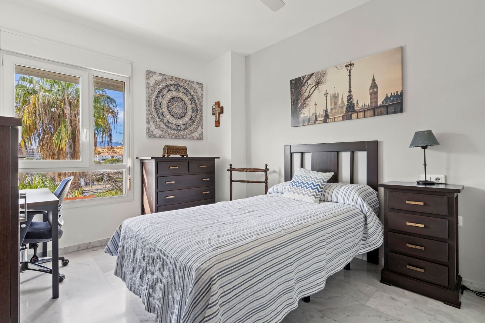 4 soveværelse Penthouse til salg i San Pedro de Alcantara med swimmingpool garage - € 1.750.000 (Ref: 9912675)