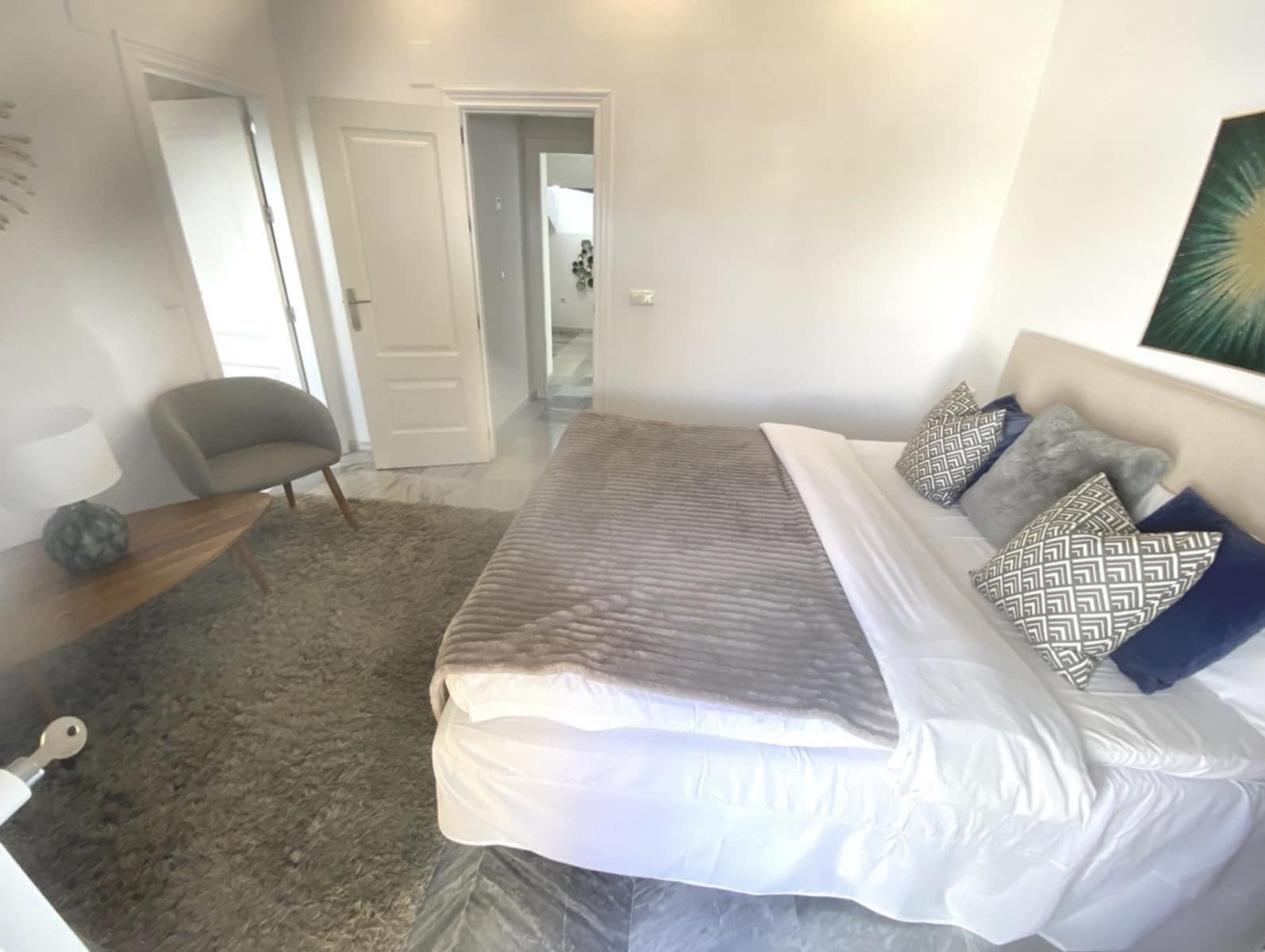 3 quarto Penthouse para venda em Nueva Andalucia com piscina garagem - 599 000 € (Ref: 9921838)