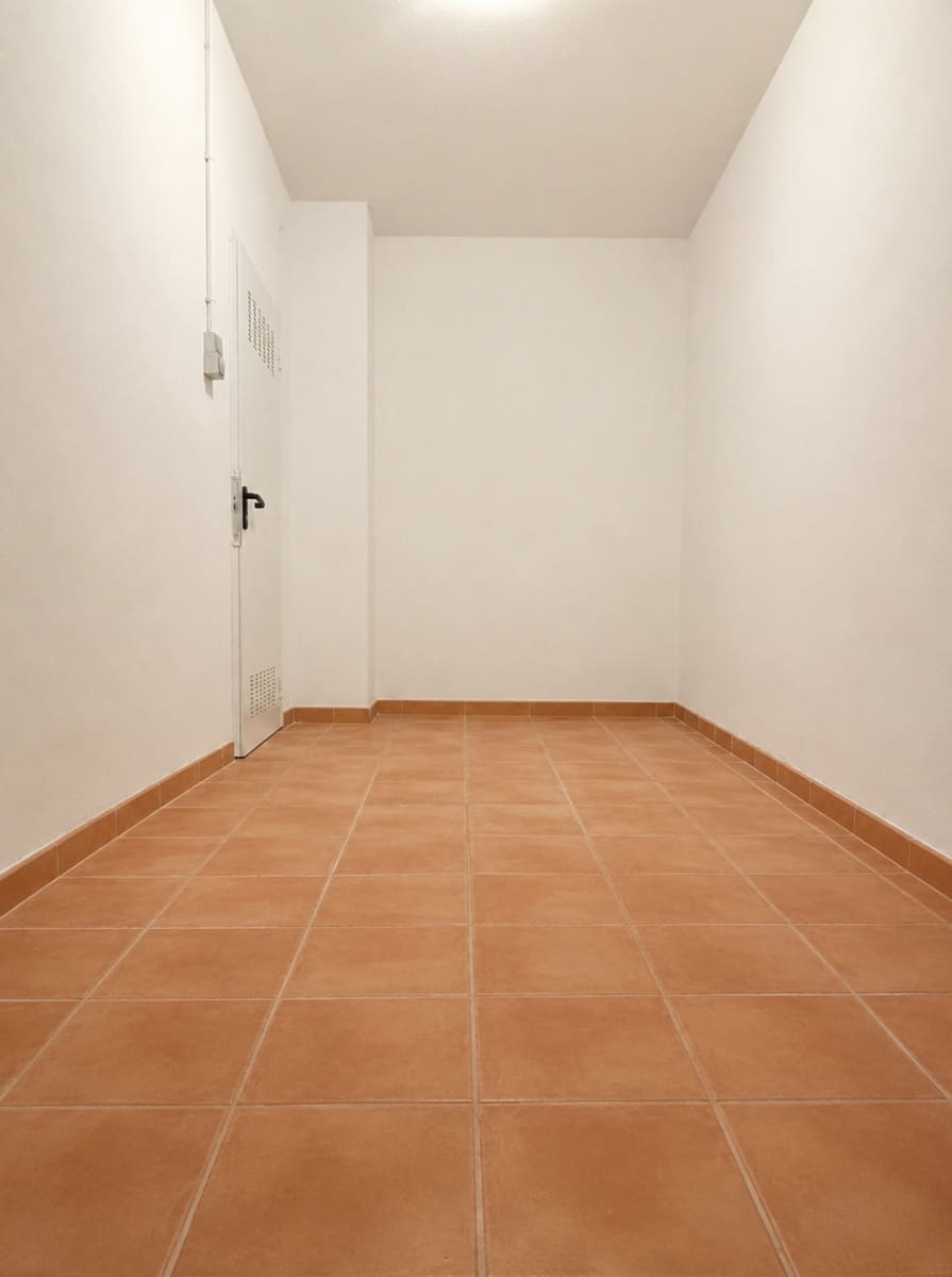 2 soveværelse Lejlighed til salg i Nueva Andalucia med swimmingpool garage - € 599.000 (Ref: 9921839)
