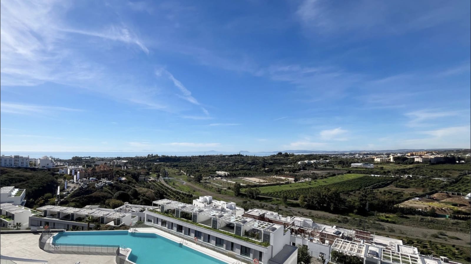 2 soverom Penthouse til salgs i New Golden Mile med svømmebasseng garasje - € 595 000 (Ref: 9921841)