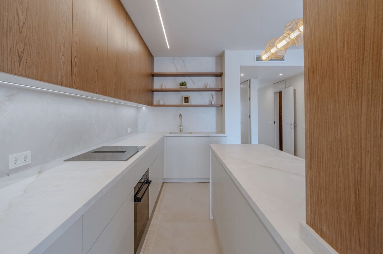 2 quarto Apartamento para venda em Nueva Andalucia com piscina garagem - 570 000 € (Ref: 9921842)