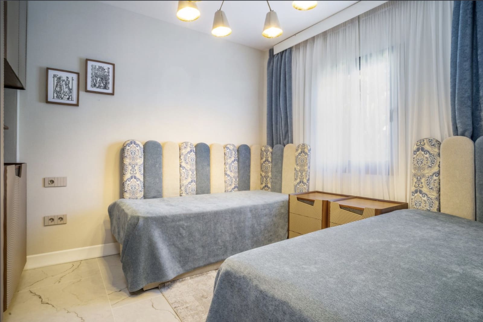 3 soverom Leilighet til salgs i Nueva Andalucia med svømmebasseng garasje - € 570 000 (Ref: 9921843)