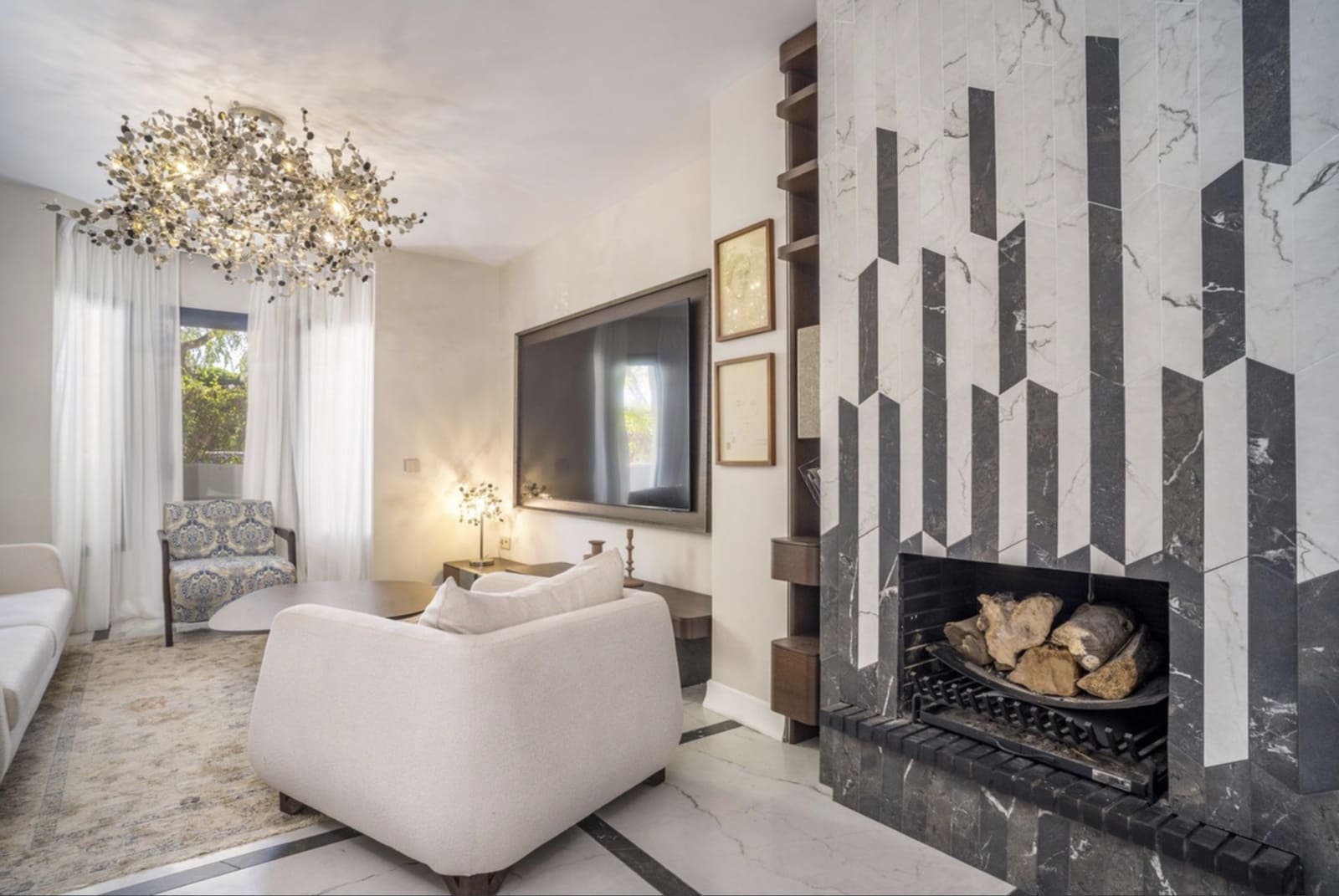 3 soverom Leilighet til salgs i Nueva Andalucia med svømmebasseng garasje - € 570 000 (Ref: 9921843)