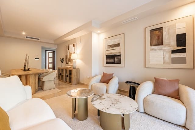 2 Zimmer Apartment zu verkaufen in Nueva Andalucía Centro, Marbella mit Pool Garage - 569.000 € (Ref: 9921844)