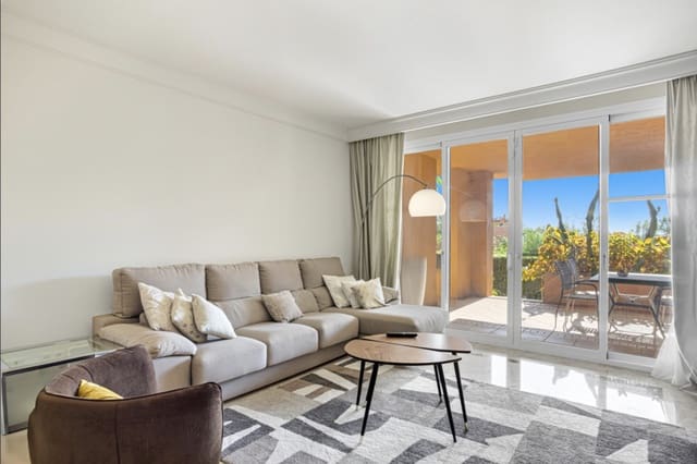 2 quarto Apartamento para venda em Nueva Andalucia, Marbella com piscina garagem - 565 000 € (Ref: 9921845)