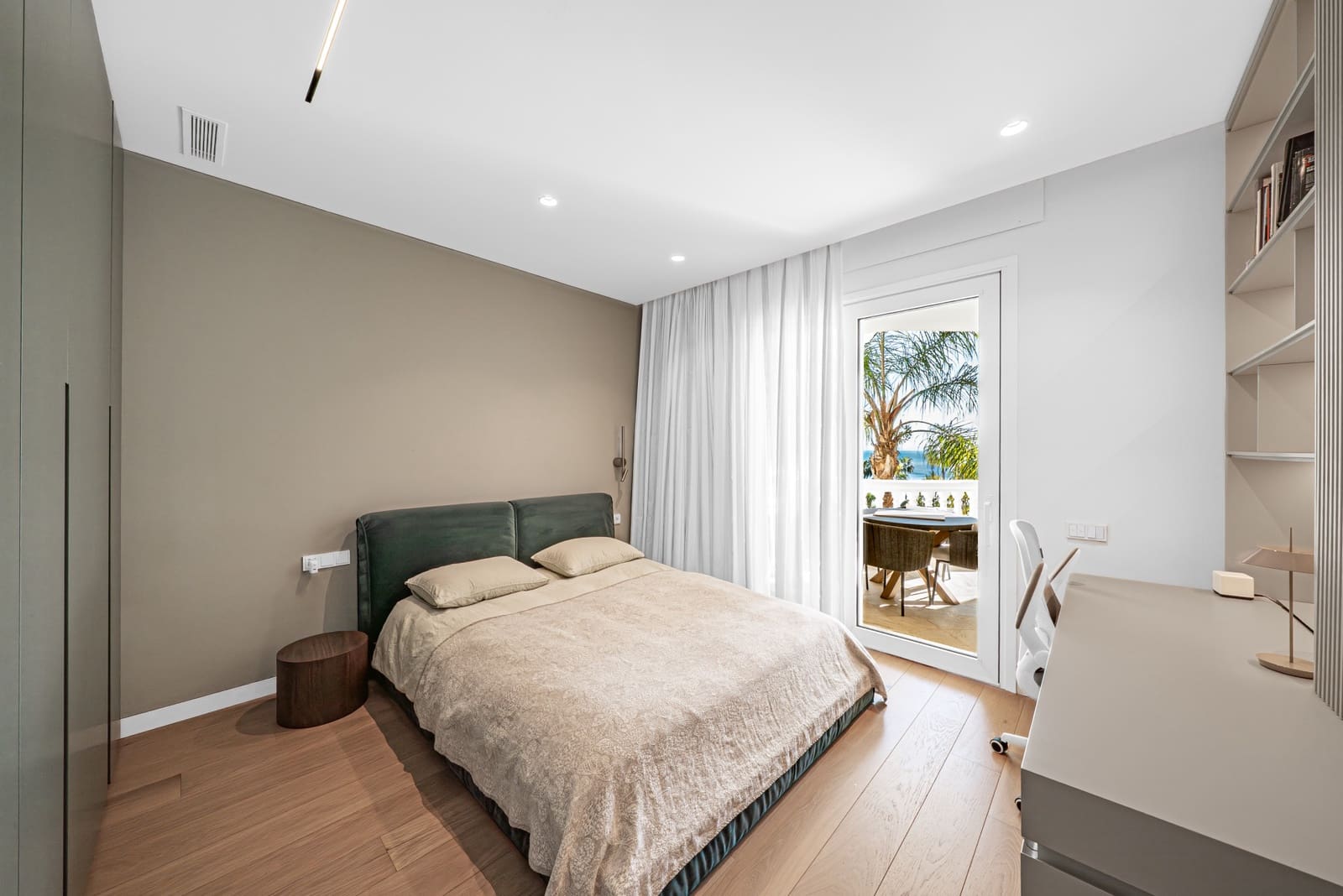 3 Zimmer Apartment zu verkaufen in Guadalmansa mit Pool Garage - 4.750.000 € (Ref: 9990297)