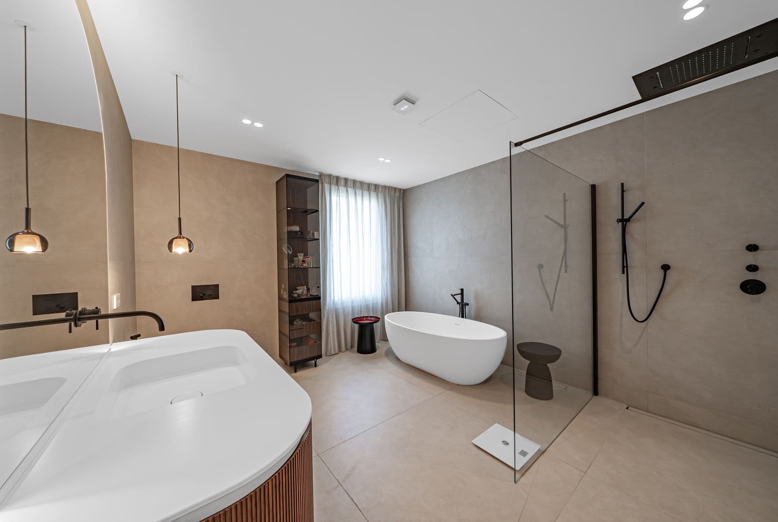 3 Zimmer Apartment zu verkaufen in Guadalmansa mit Pool Garage - 4.750.000 € (Ref: 9990297)