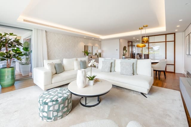 3 soverom Villa til salgs i Nueva Andalucia, Marbella med svømmebasseng garasje - € 2 495 000 (Ref: 9990298)