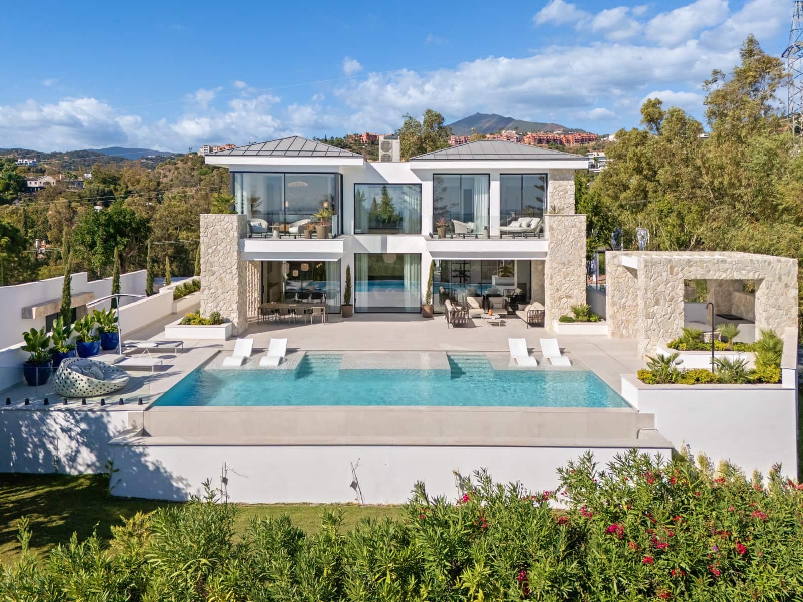 5 camera da letto Villa in vendita in Benahavis con piscina garage - 4.995.000 € (Rif: 9990300)