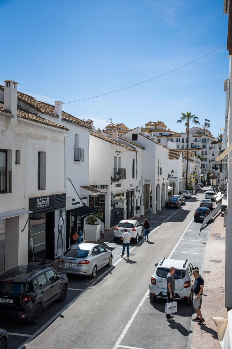 2 soverom Leilighet til salgs i Puerto Banus med garasje - € 1 245 000 (Ref: 9990301)