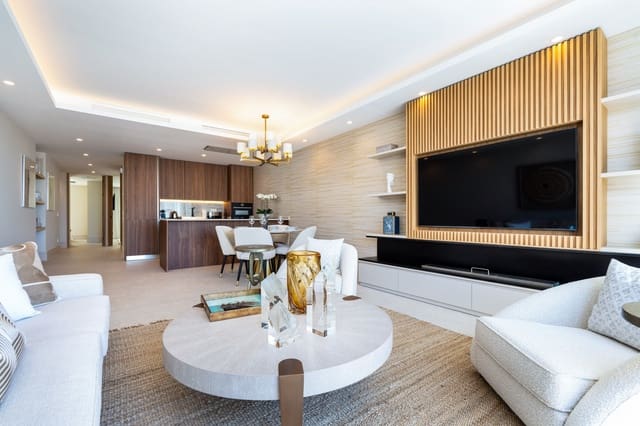2 soverom Leilighet til salgs i Puerto Banus, Marbella med garasje - € 1 245 000 (Ref: 9990301)