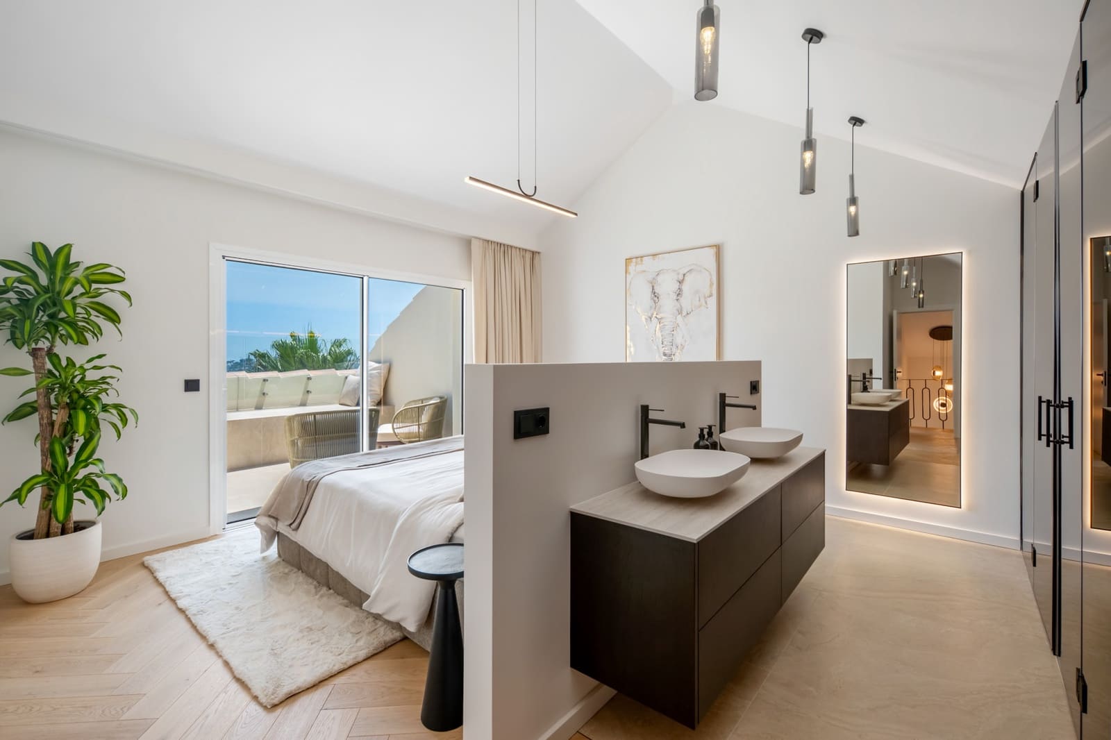 3 soveværelse Penthouse til salg i Nueva Andalucia med swimmingpool garage - € 1.695.000 (Ref: 9990302)