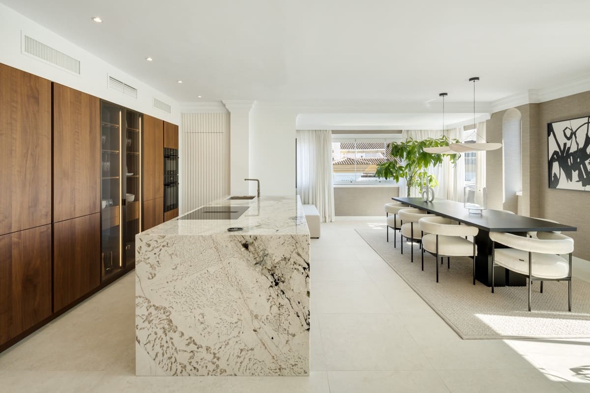 5 soveværelse Penthouse til salg i Golden Mile med swimmingpool garage - € 2.695.000 (Ref: 9990303)