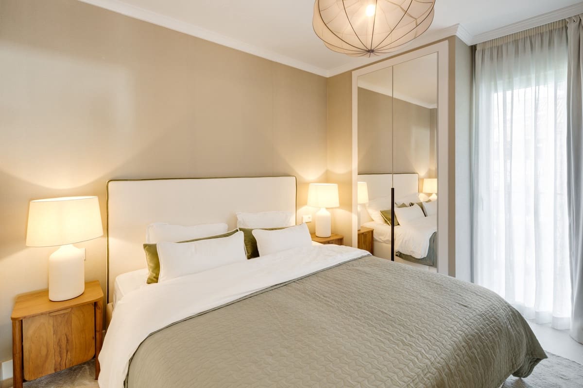 5 soveværelse Penthouse til salg i Golden Mile med swimmingpool garage - € 2.695.000 (Ref: 9990303)
