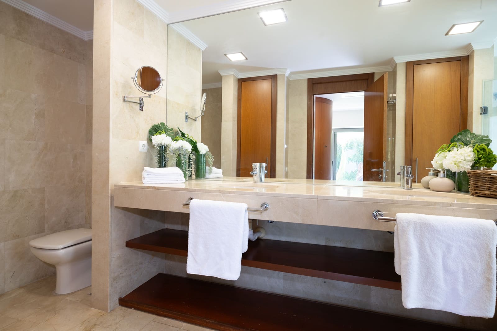 3 slaapkamer Villa te koop in San Bartolome de Tirajana met zwembad garage - € 1.395.000 (Ref: 9946563)