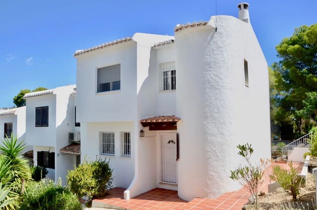 3 slaapkamer Halfvrijstaande villa te koop in Benissa met zwembad garage - € 365.000 (Ref: 9307223)