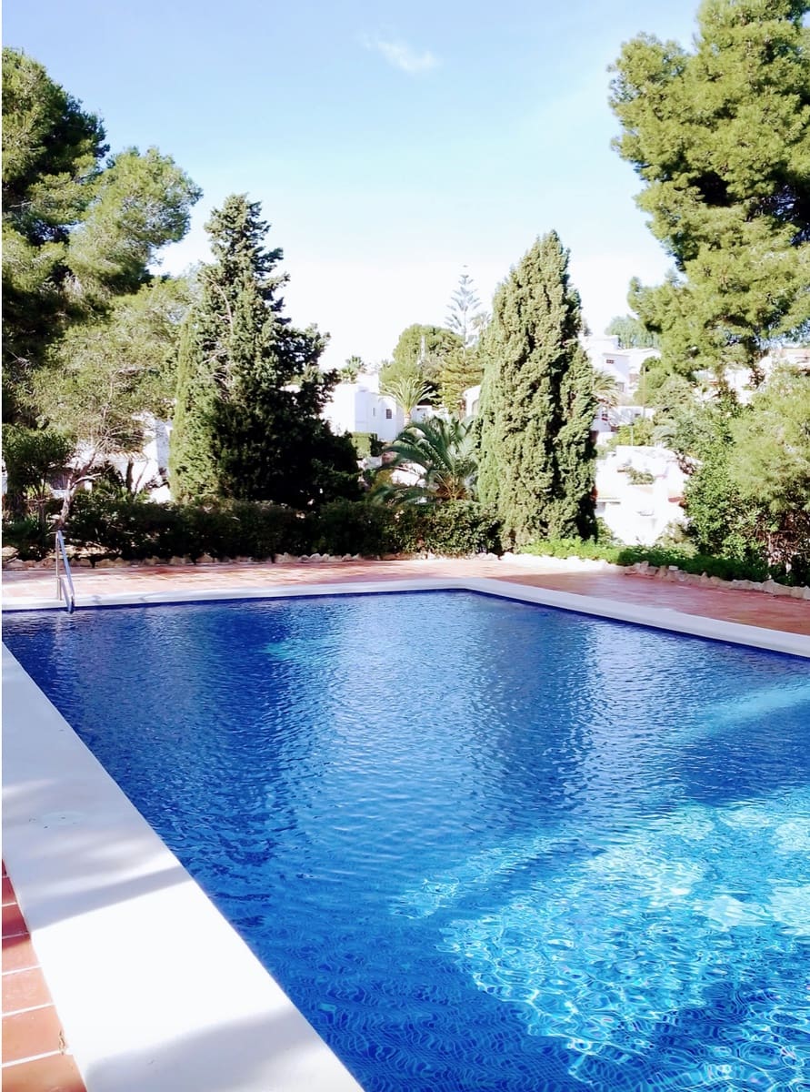 3 sypialnia Willa na sprzedaż w Benissa z basenem garażem - 365 000 € (Ref: 9360342)