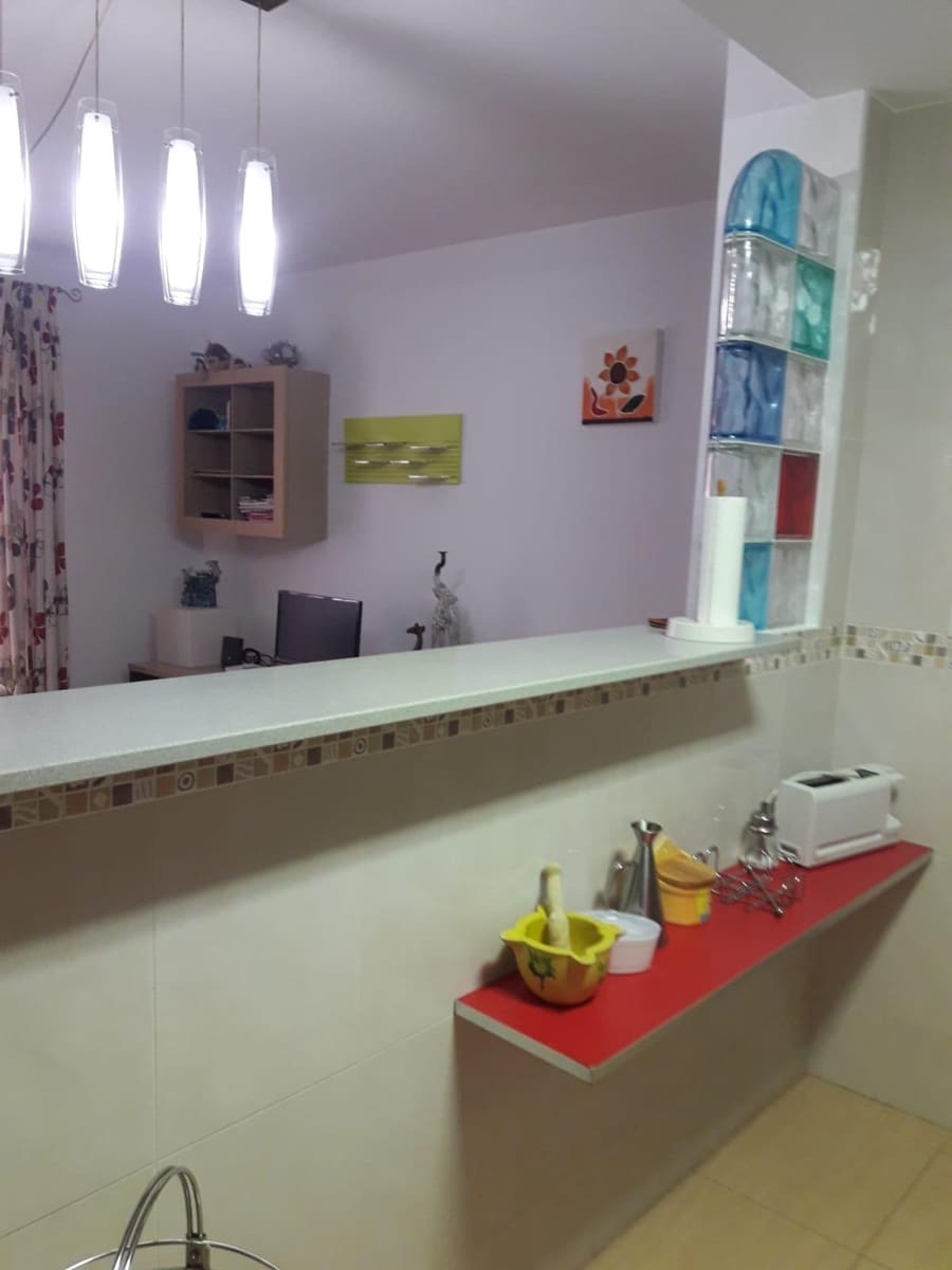 2 bedroom Apartment for rent in Aguilas with pool garage - € 650 (Ref: 9713286)